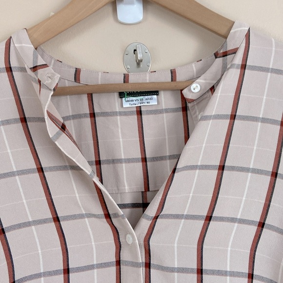 Longchamp- Plaid Button Down Blouse  Neutral Tones Lightweight & Versatie - Picture 4 of 10
